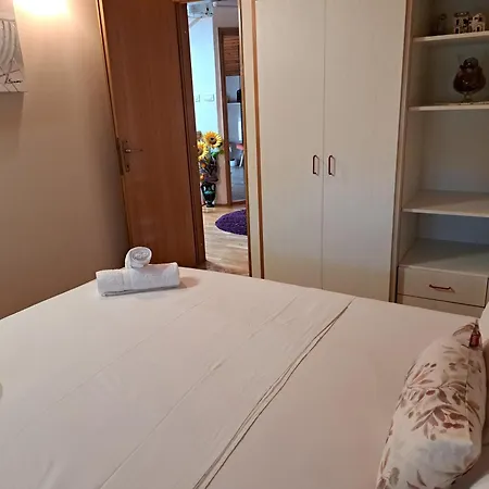 Apartment Bella Sanja *