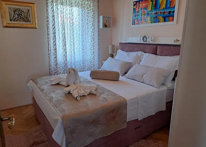 Bella Sanja Lejlighed *